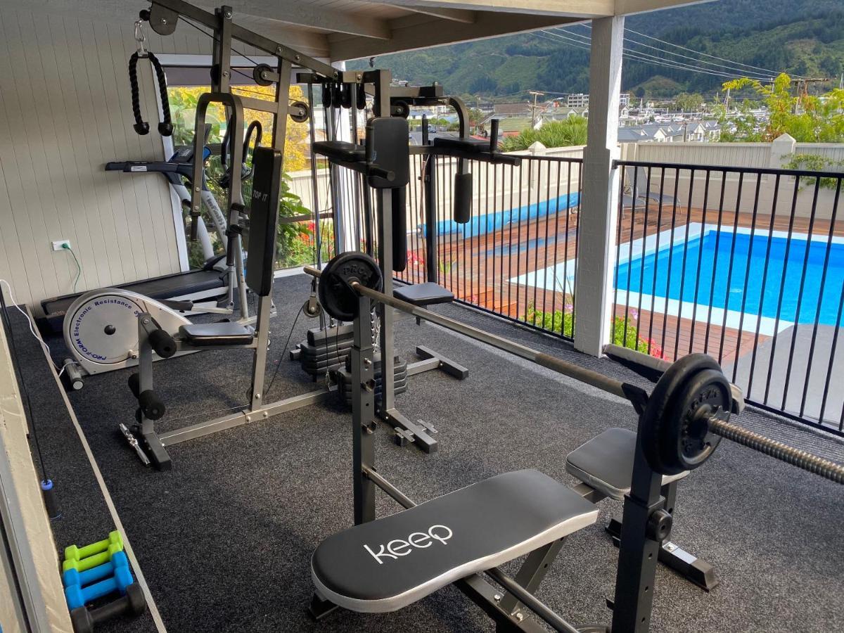 Fabulous Apartment With Private Spa Pool & Gym بِكتون المظهر الخارجي الصورة